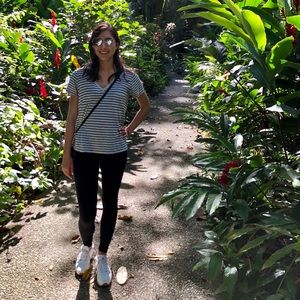 Meet your Posher, Stephanie